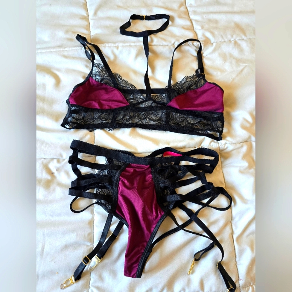 Strappy Wine Black colored bra panty set Seven til Midnight